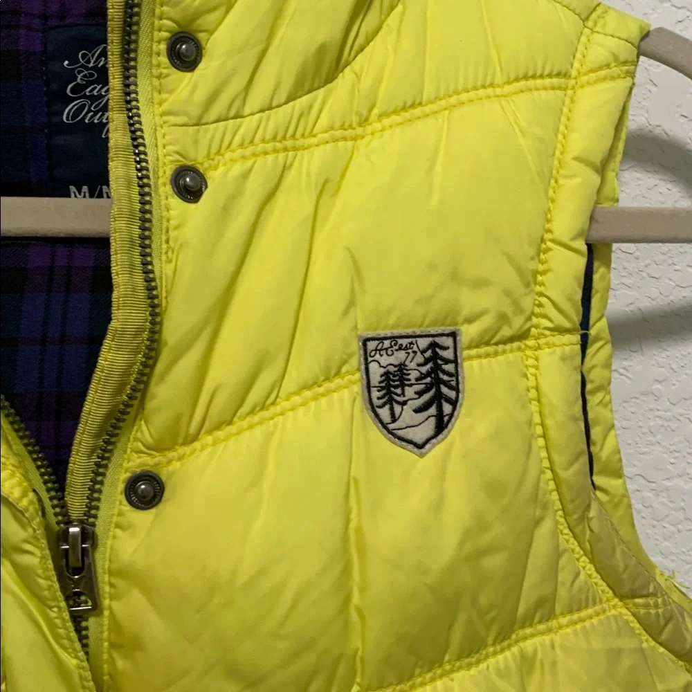 Y2K American Eagle Yellow Puffer Vest Size Medium